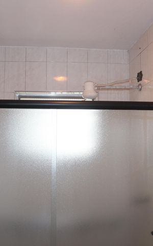 Casa à venda com 218m², 3 quartos e 4 vagasBanheiro Social 2 