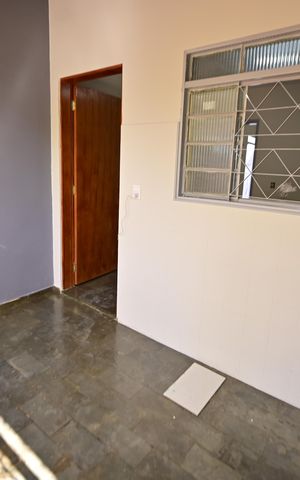 Casa à venda com 324m², 3 quartos e 1 vaga Casa à venda com 324m², 3 quartos e 1 vagaÁrea de Serviço
