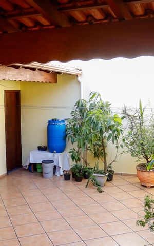 Casa à venda com 125m², 1 quarto e 3 vagas Casa à venda com 125m², 1 quarto e 3 vagasÁrea comum