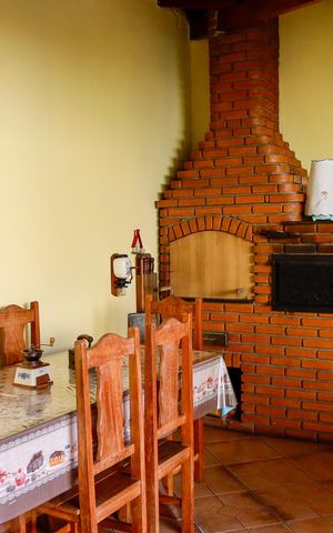 Casa à venda com 125m², 1 quarto e 3 vagas Casa à venda com 125m², 1 quarto e 3 vagasÁrea comum - Churrasqueira