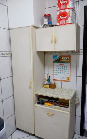 Casa à venda com 125m², 1 quarto e 3 vagas Casa à venda com 125m², 1 quarto e 3 vagasLavanderia