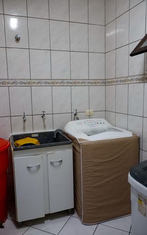 Casa à venda com 125m², 1 quarto e 3 vagas Casa à venda com 125m², 1 quarto e 3 vagasLavanderia
