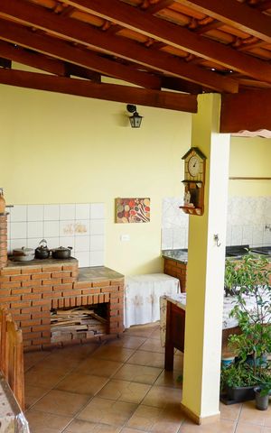 Casa à venda com 125m², 1 quarto e 3 vagas Casa à venda com 125m², 1 quarto e 3 vagasÁrea comum