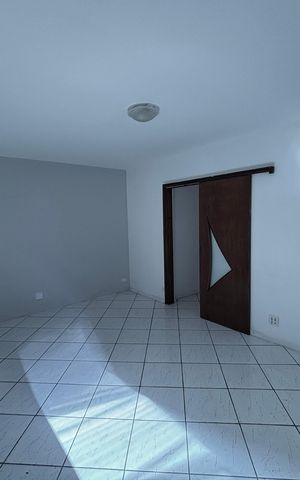 Casa para alugar com 70m², 2 quartos e 1 vagaSuite