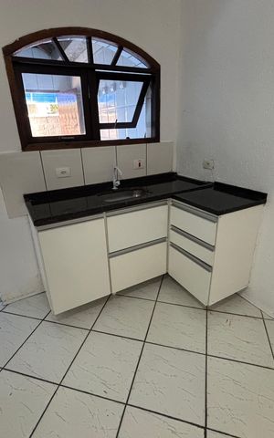 Casa para alugar com 70m², 2 quartos e 1 vagaCozinha