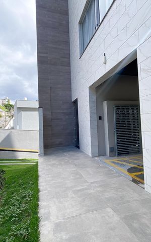 Apartamento à venda com 82m², 2 quartos e 1 vagaÁrea comum