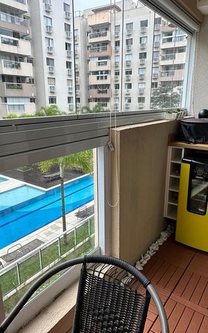 Apartamento à venda com 64m², 2 quartos e 1 vaga Apartamento à venda com 64m², 2 quartos e 1 vagaVaranda