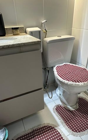 Apartamento à venda com 64m², 2 quartos e 1 vaga Apartamento à venda com 64m², 2 quartos e 1 vagaBanheiro Social