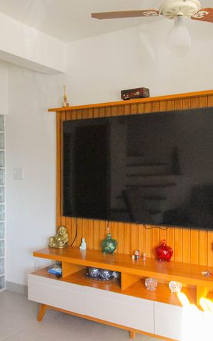 Casa de condomínio à venda com 100m², 3 quartos e 2 vagas Casa de condomínio à venda com 100m², 3 quartos e 2 vagasSala