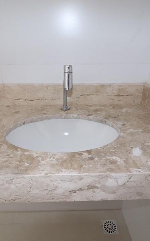 Apartamento à venda com 102m², 2 quartos e 1 vagaBanheiro da Suíte