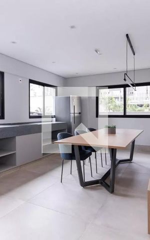 Studio à venda com 25m², 1 quarto e sem vaga Studio à venda com 25m², 1 quarto e sem vagaÁrea comum
