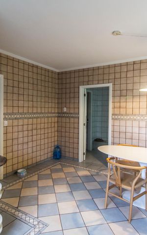 Casa de condomínio à venda com 268m², 3 quartos e 3 vagasCozinha