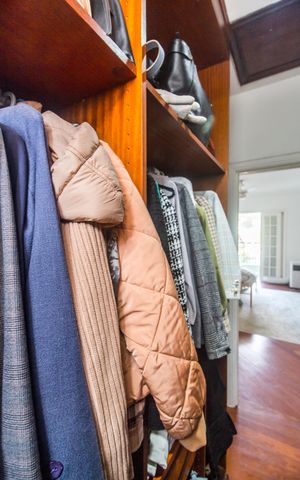 Casa de condomínio à venda com 268m², 3 quartos e 3 vagasCloset da suíte