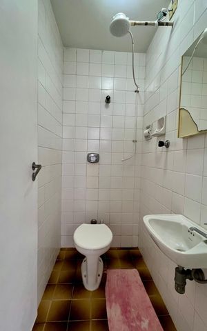 Apartamento para alugar com 163m², 3 quartos e 1 vaga Apartamento para alugar com 163m², 3 quartos e 1 vagaBanheiro de serviço