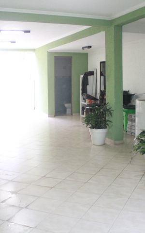 Casa à venda com 280m², 3 quartos e 5 vagasGaragem