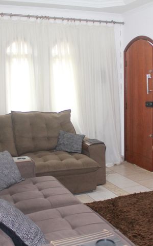 Casa à venda com 280m², 3 quartos e 5 vagasSala