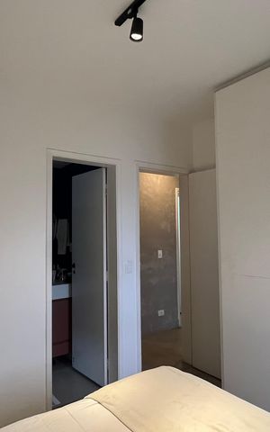 Apartamento à venda com 85m², 3 quartos e 2 vagas Apartamento à venda com 85m², 3 quartos e 2 vagasSuite