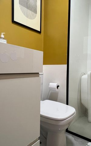 Apartamento à venda com 85m², 3 quartos e 2 vagas Apartamento à venda com 85m², 3 quartos e 2 vagasBanheiro Social