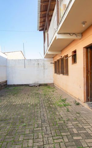 Apartamento para alugar com 50m², 2 quartos e 1 vaga Apartamento para alugar com 50m², 2 quartos e 1 vagaFachada