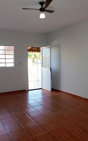 Casa para alugar com 130m², 2 quartos e 1 vagaSala