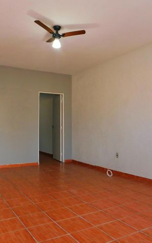 Casa para alugar com 130m², 2 quartos e 1 vagaSala