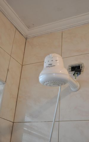 Casa à venda com 147m², 3 quartos e 2 vagasBanheiro Social