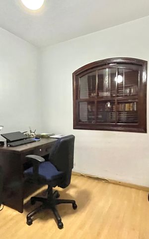 Casa à venda com 246m², 4 quartos e 4 vagasSuite 1