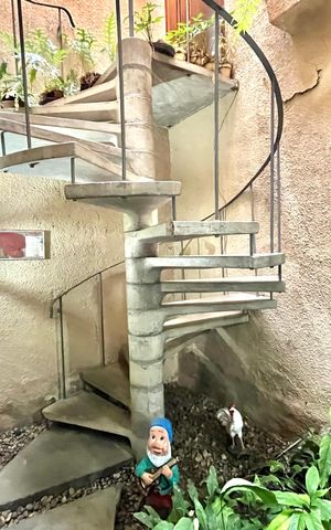 Casa à venda com 246m², 4 quartos e 4 vagasÁrea externa