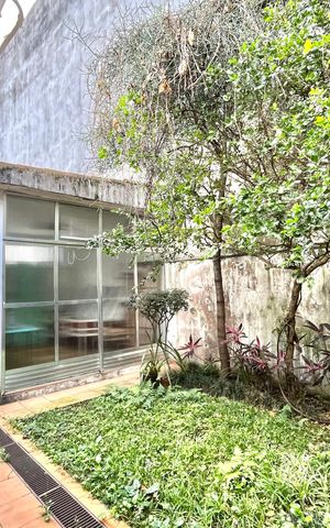 Casa à venda com 246m², 4 quartos e 4 vagasQuintal
