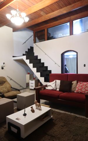 Casa à venda com 446m², 3 quartos e 4 vagasSala
