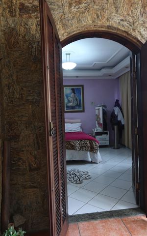 Casa à venda com 446m², 3 quartos e 4 vagasVaranda da Suíte