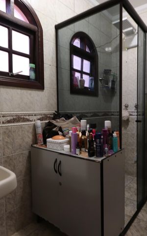 Casa à venda com 446m², 3 quartos e 4 vagasBanheiro Social