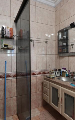 Casa à venda com 446m², 3 quartos e 4 vagasBanheiro da Suíte