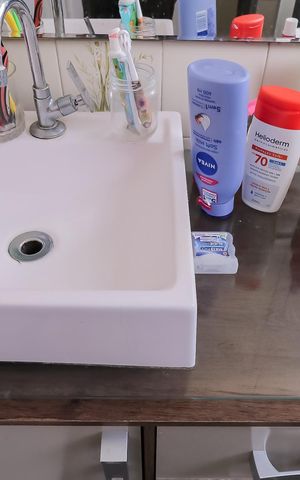Apartamento à venda com 60m², 2 quartos e 1 vaga Apartamento à venda com 60m², 2 quartos e 1 vagaBanheiro Social