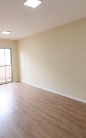 Apartamento para alugar com 75m², 3 quartos e 1 vagaSala