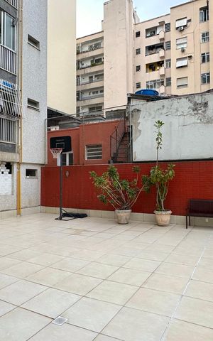 Apartamento à venda com 167m², 4 quartos e 2 vagas Apartamento à venda com 167m², 4 quartos e 2 vagasÁrea comum