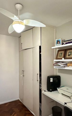 Apartamento à venda com 167m², 4 quartos e 2 vagas Apartamento à venda com 167m², 4 quartos e 2 vagasQuarto 1