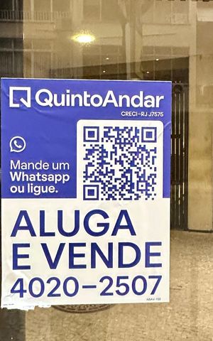 Apartamento à venda com 167m², 4 quartos e 2 vagas Apartamento à venda com 167m², 4 quartos e 2 vagasPlaquinha