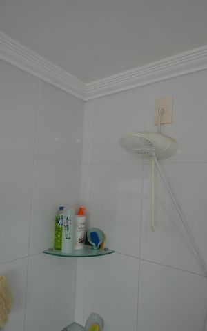 Casa de condomínio à venda com 400m², 3 quartos e 4 vagasBanheiro da Suite