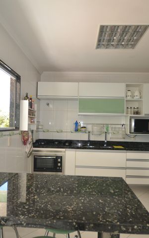 Casa de condomínio à venda com 400m², 3 quartos e 4 vagasCozinha