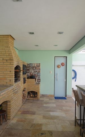 Casa de condomínio à venda com 400m², 3 quartos e 4 vagasChurrasqueira