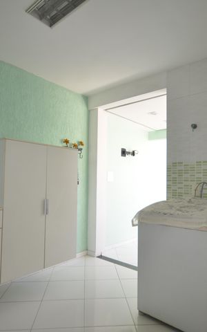 Casa de condomínio à venda com 400m², 3 quartos e 4 vagasÁrea de Serviço