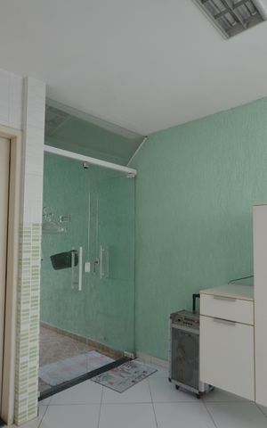 Casa de condomínio à venda com 400m², 3 quartos e 4 vagasÁrea de Serviço