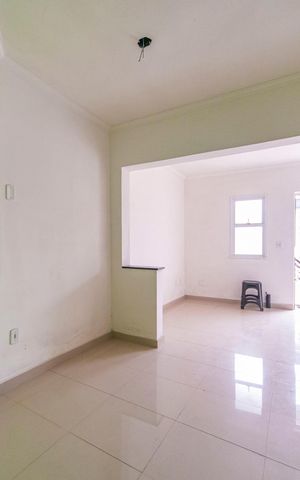 Casa à venda com 46m², 2 quartos e 2 vagas Casa à venda com 46m², 2 quartos e 2 vagasCopa