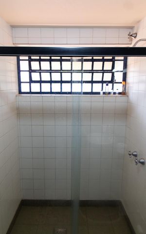 Casa à venda com 1500m², 3 quartos e 4 vagasBanheiro Social