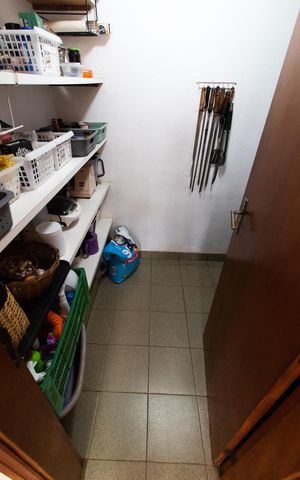 Casa à venda com 1500m², 3 quartos e 4 vagasDespensa