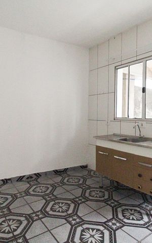 Casa à venda com 250m², 1 quarto e 2 vagas Casa à venda com 250m², 1 quarto e 2 vagasCozinha