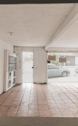 Casa à venda com 250m², 1 quarto e 2 vagas Casa à venda com 250m², 1 quarto e 2 vagasVista da Sala