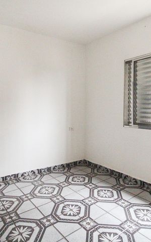 Casa à venda com 250m², 1 quarto e 2 vagas Casa à venda com 250m², 1 quarto e 2 vagasQuarto
