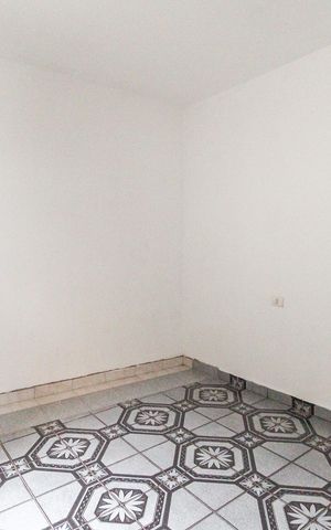 Casa à venda com 250m², 1 quarto e 2 vagas Casa à venda com 250m², 1 quarto e 2 vagasQuarto
